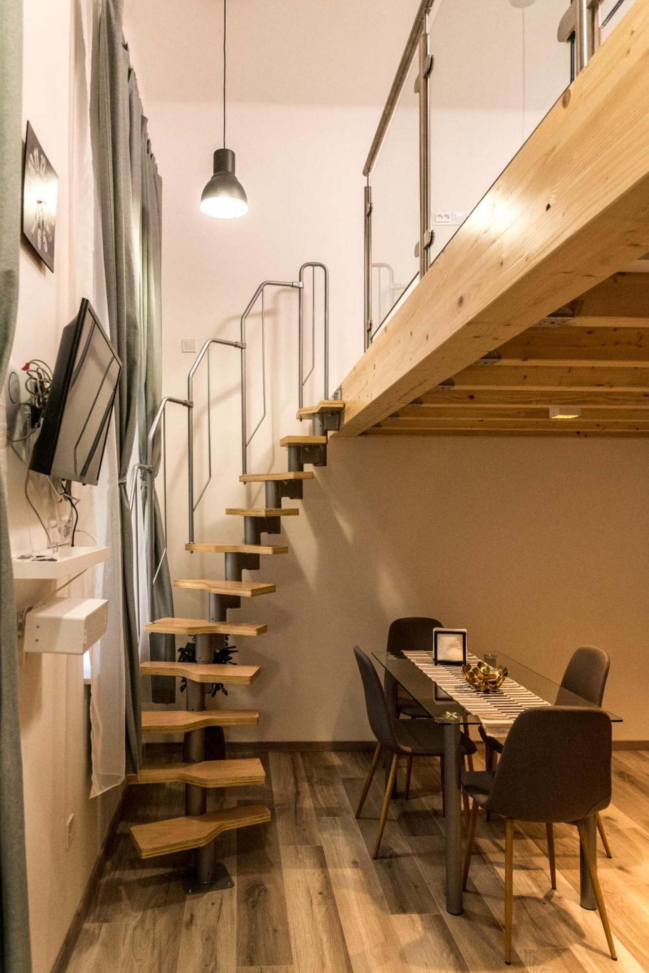 Amazing Kazinczy Flat No. 1 Budapest Exterior photo