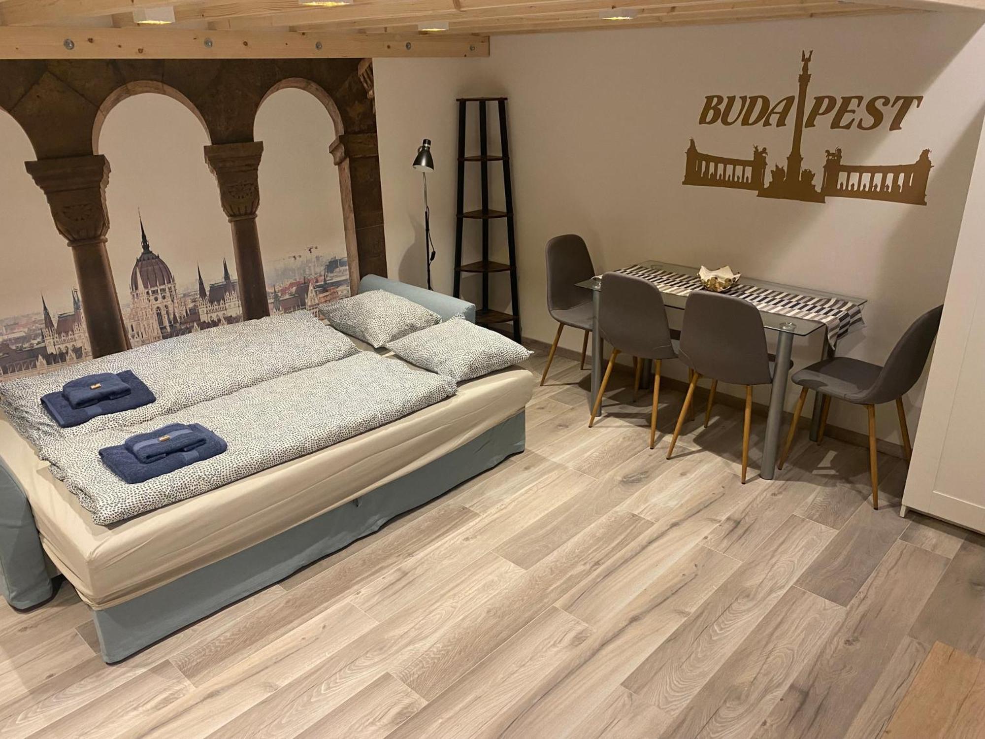 Amazing Kazinczy Flat No. 1 Budapest Exterior photo