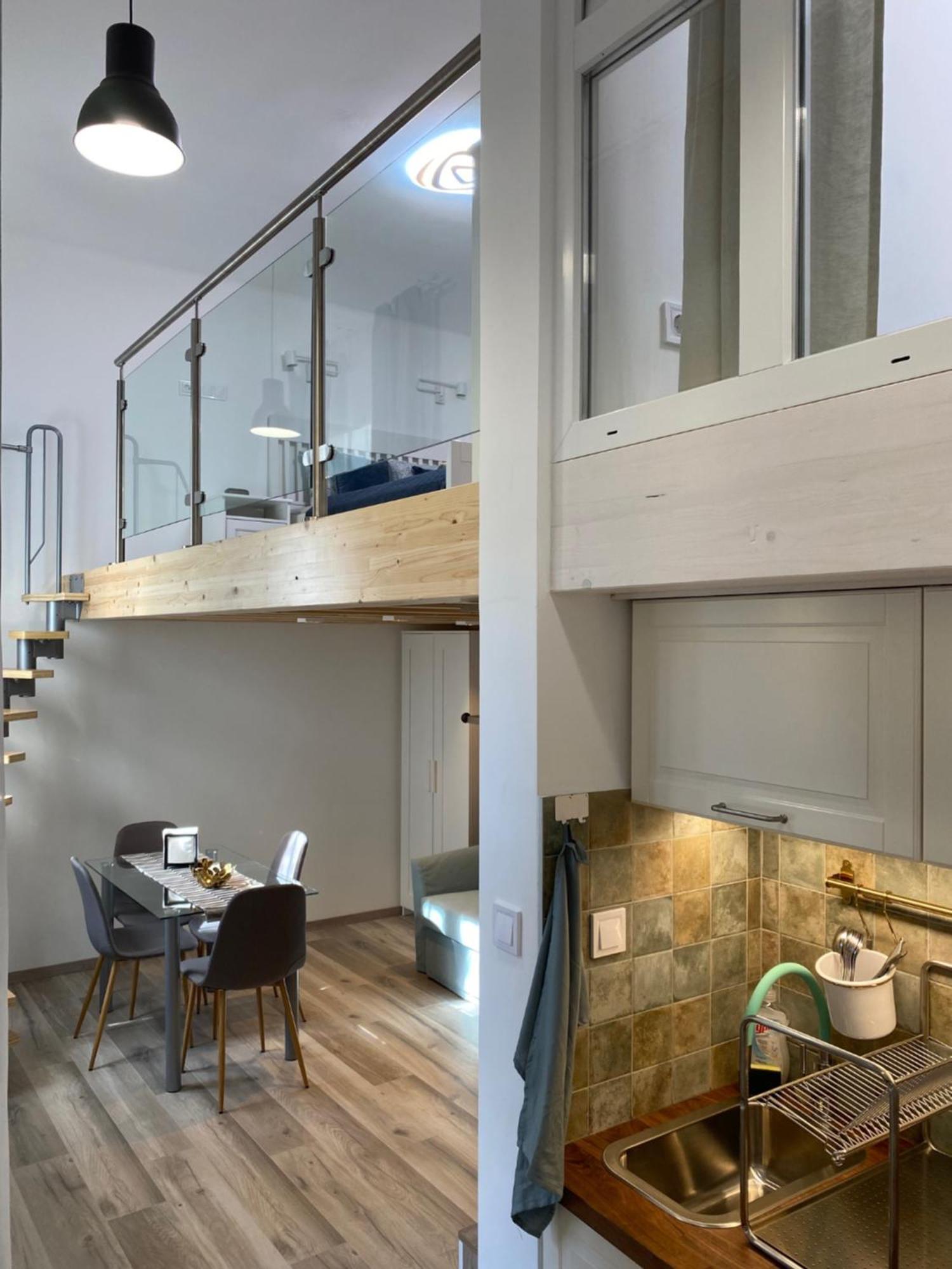 Amazing Kazinczy Flat No. 1 Budapest Exterior photo
