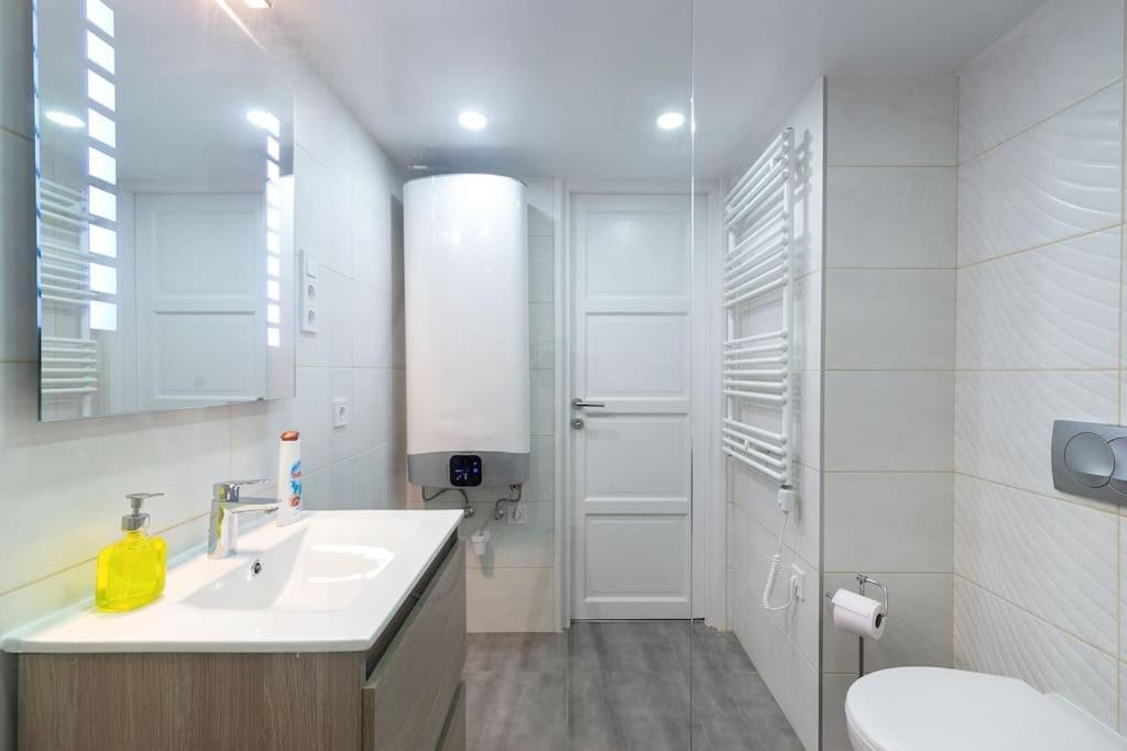 Amazing Kazinczy Flat No. 1 Budapest Exterior photo